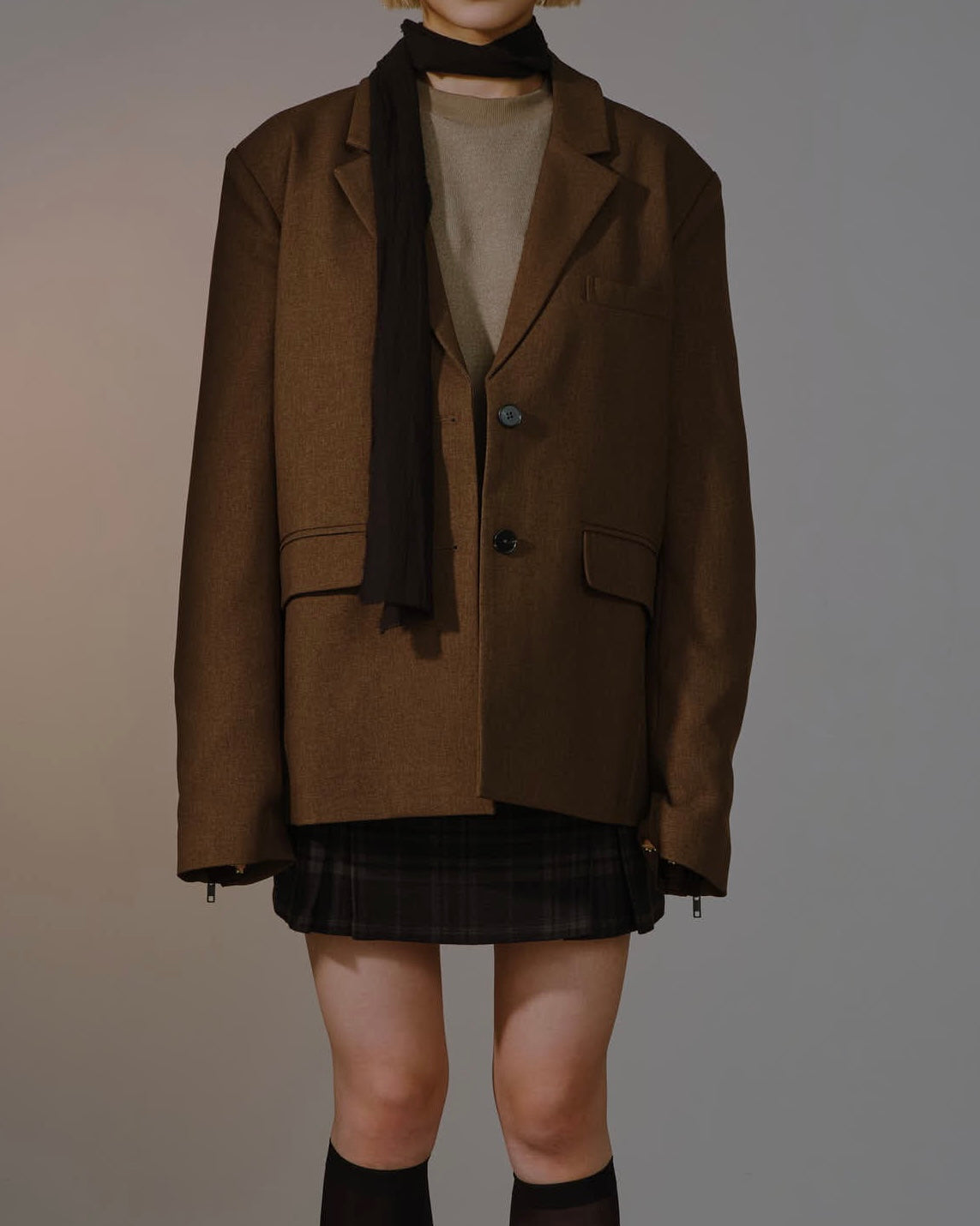 BACK ZIP TAILORED JACKET