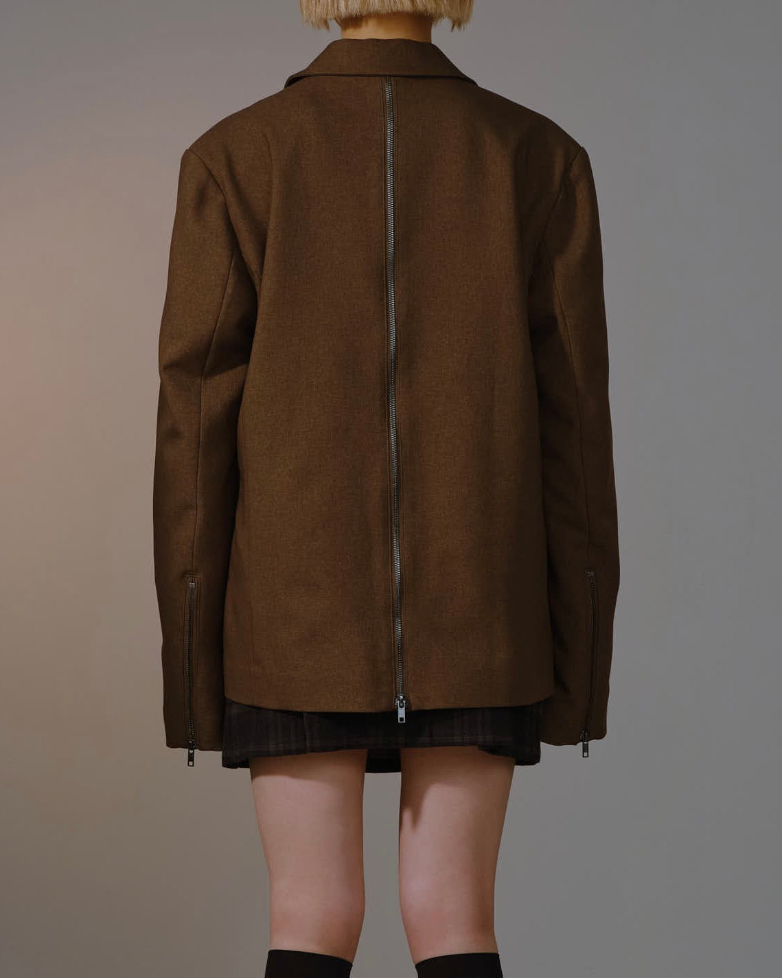 BACK ZIP TAILORED JACKET