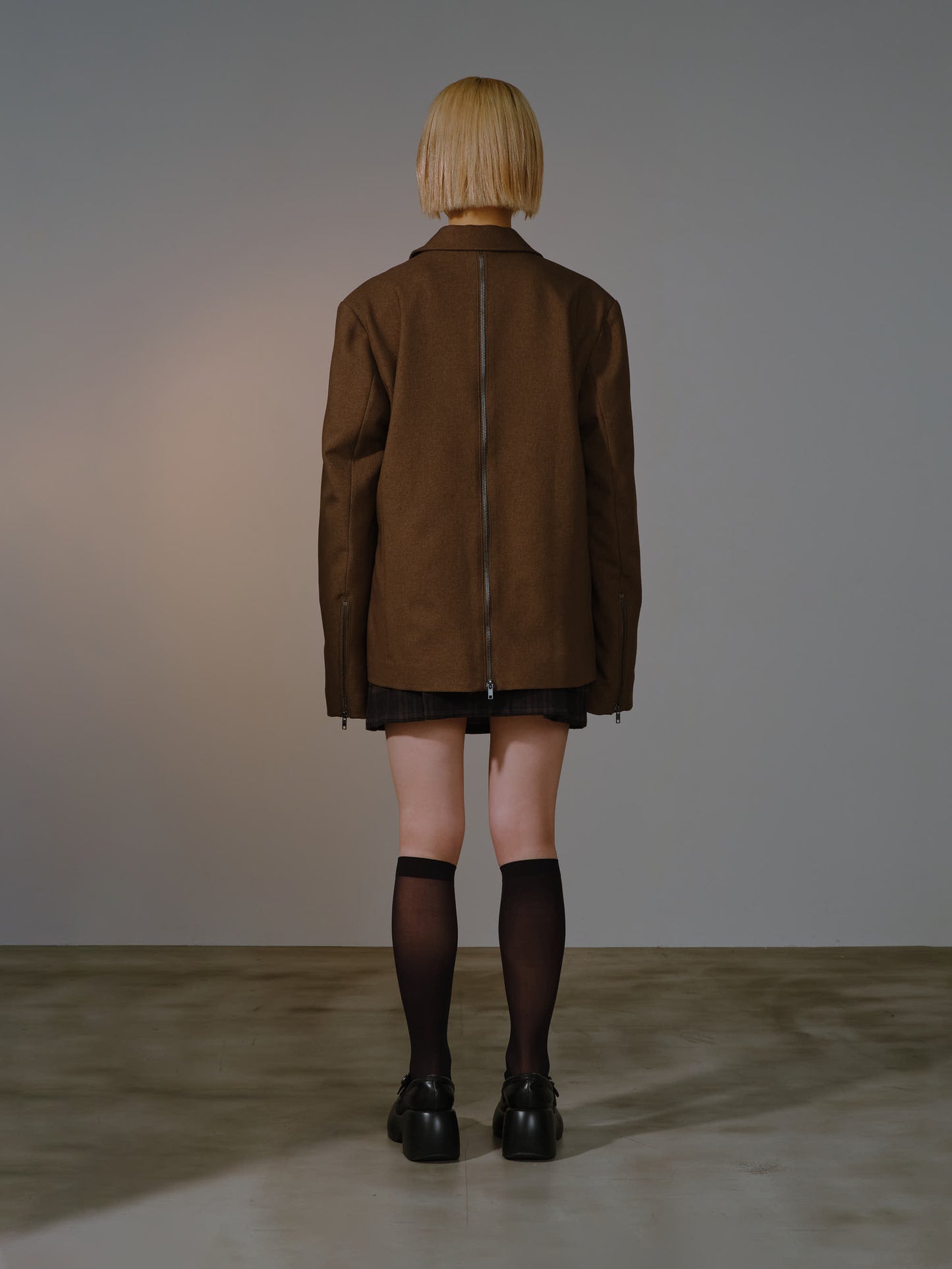 BACK ZIP TAILORED JACKET
