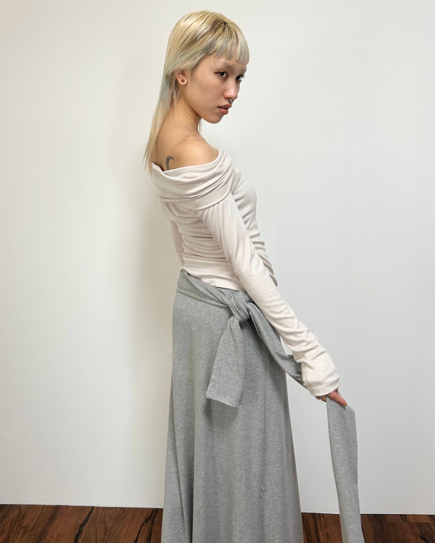 TWIST OFF SHOULDER TOPS
