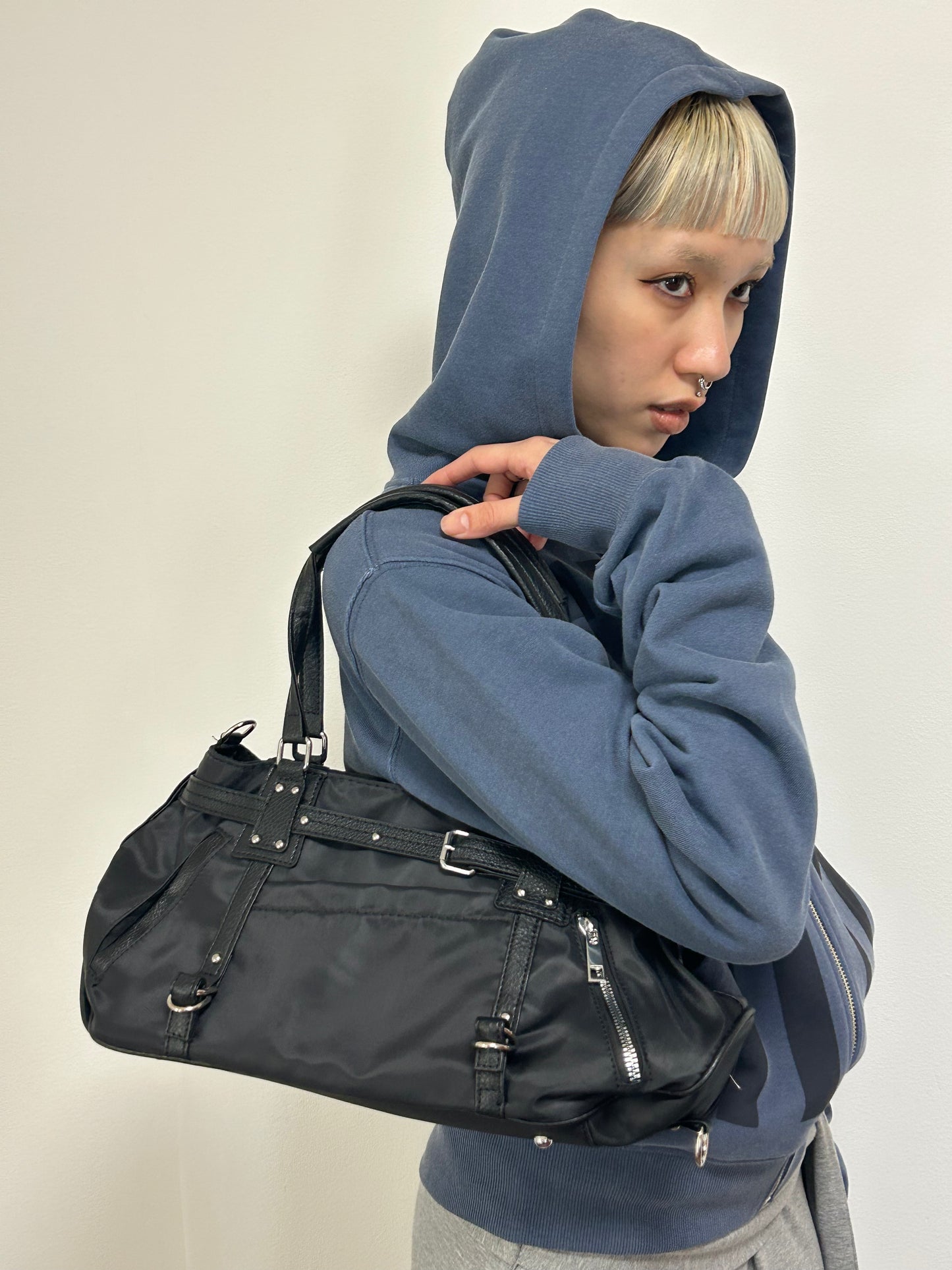 BLACK BELT SHOULDER BAG