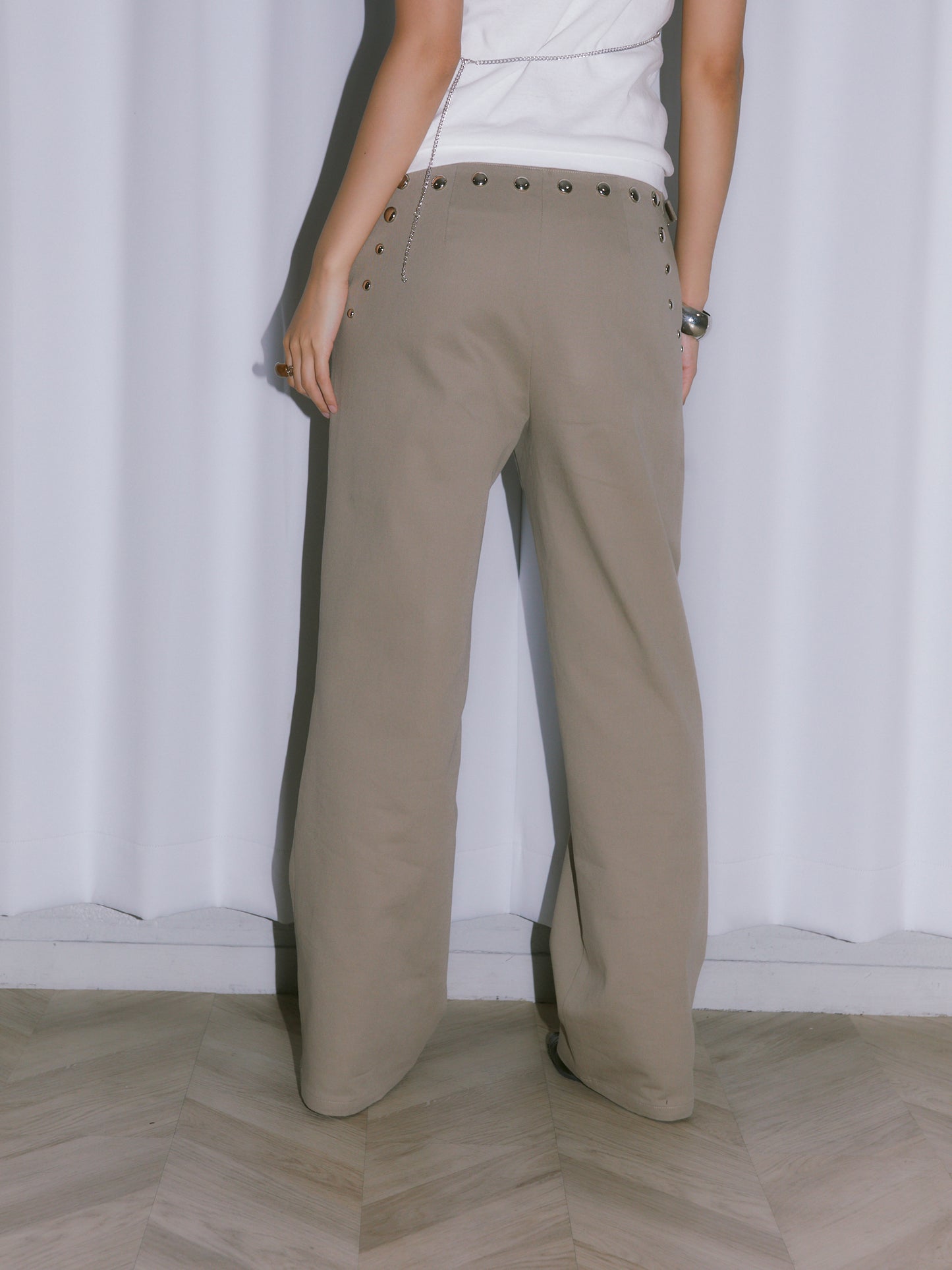 STUDS STRAIGHT PANTS【BEIGE】