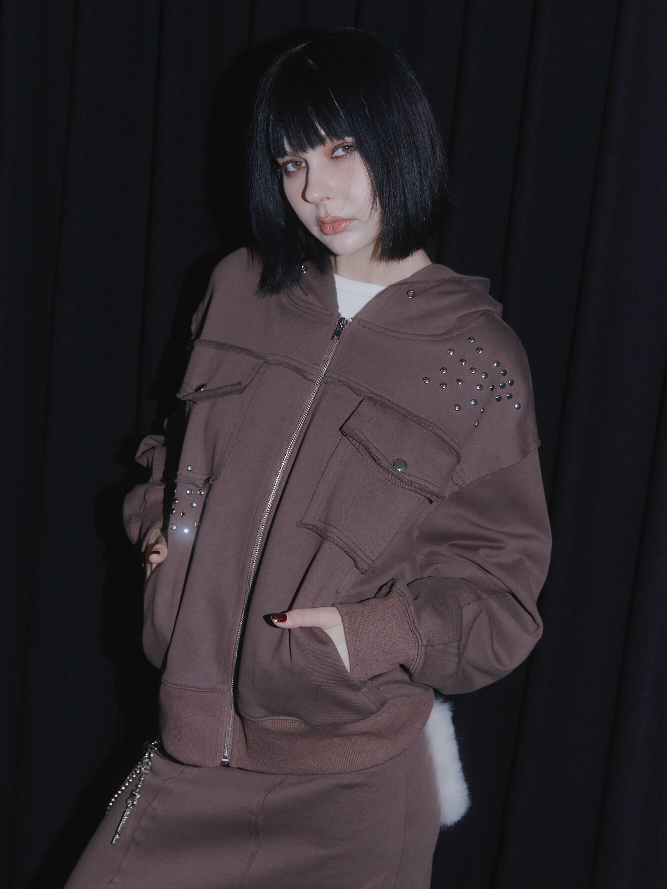 CUT OFF ZIP UP HOODIE【BROWN】